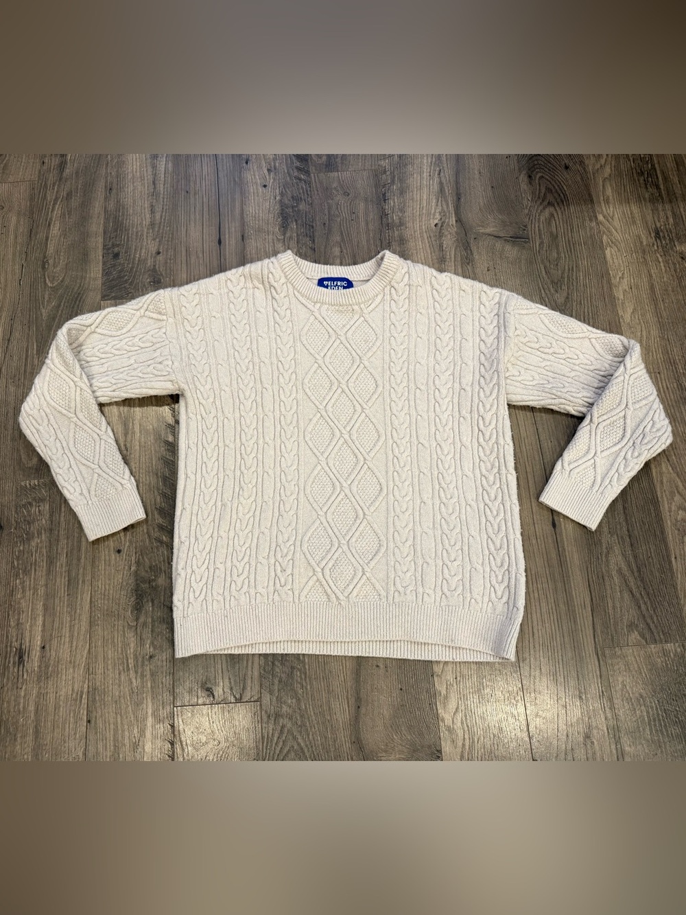 Men’s Aelfric Eden Gray Cable Knit Pullover Sweater. Size Medium.